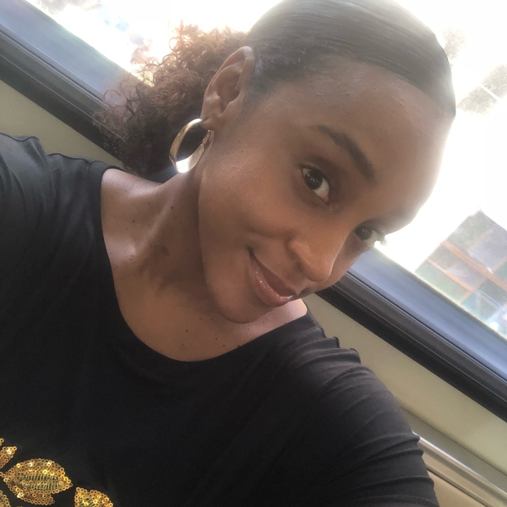 Meet your Posher, Nicole